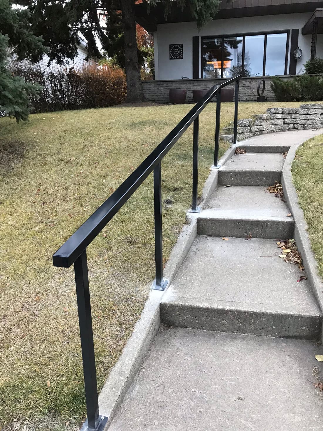 Custom aluminum railing project in Edmonton — photo 12