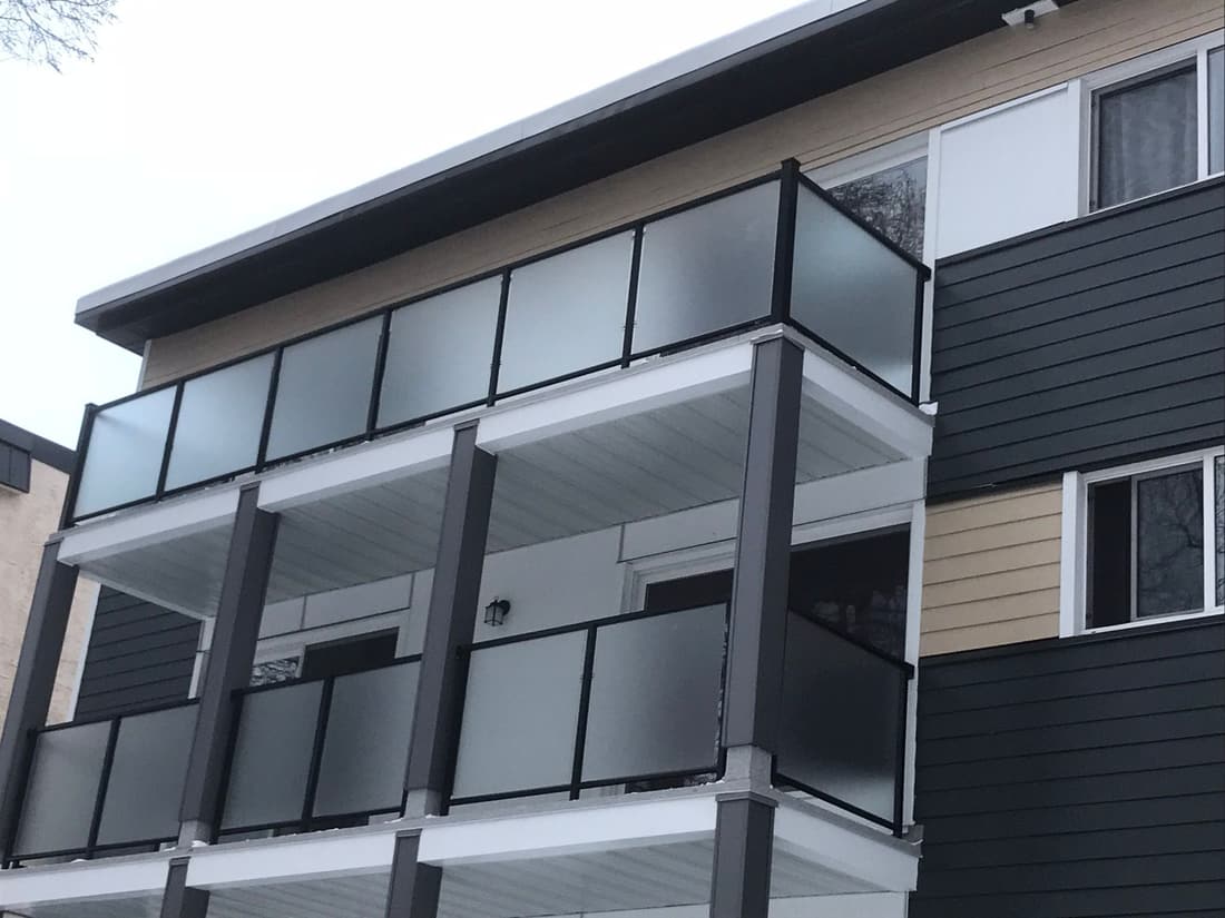 Aluminum-framed glass railing project in Edmonton — photo 6